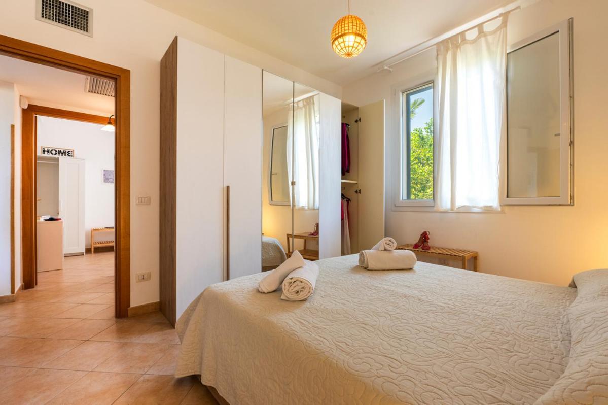 Villa Plumeria カンポフェリーチェ・ディ・ロッチェッラ エクステリア 写真